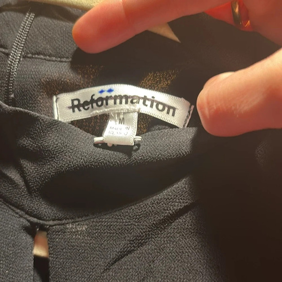 New REFORMATION Tessa black mini wrap dress - Picture 2 of 6